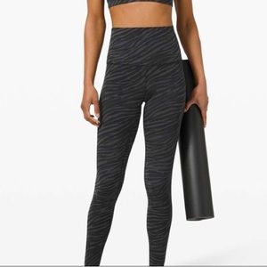 Lululemon Wunder Under Leggings “25 Black Zebra